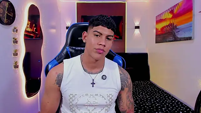 Damian_latinxxx live cam