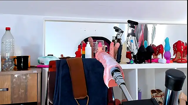 KarlaHartley live cam
