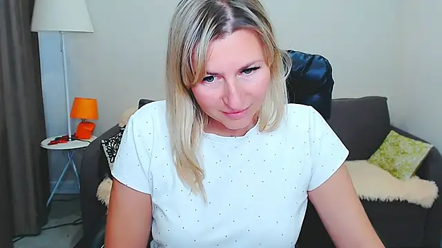 Incredible_Ariela live cam on StripChat