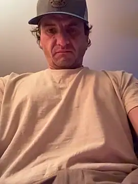 RattledGarbage live sex cam