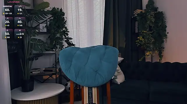 InesPiek live sex cam