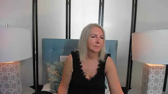 EricaTop live cam on StripChat
