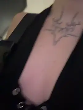 IceMur live cam on StripChat