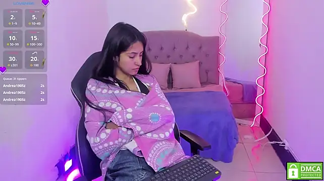 AUROORA_TAY live cam on StripChat