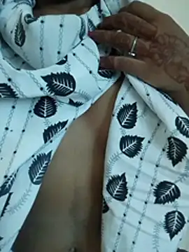 Student_Riya live cam on StripChat