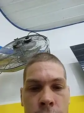 Hornypool7