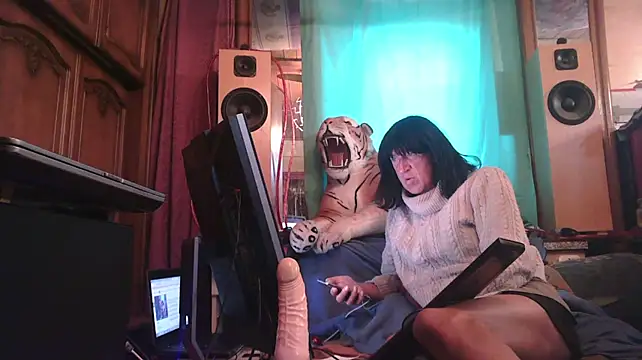 SissiDomination live cam on StripChat