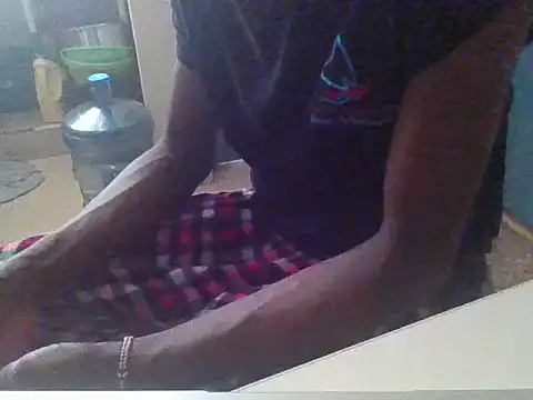techy_tells (M twink) - for hookup pm