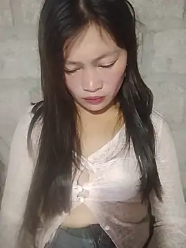 Buong-binh live cam on StripChat