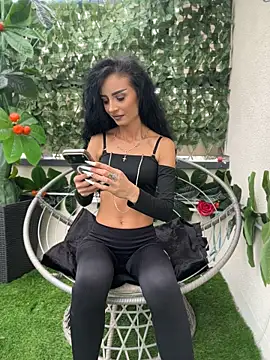 FeetVibe live cam on StripChat