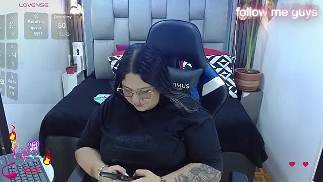 evelin_zaens live cam on StripChat