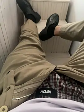 Lust_guy27 live cam on StripChat