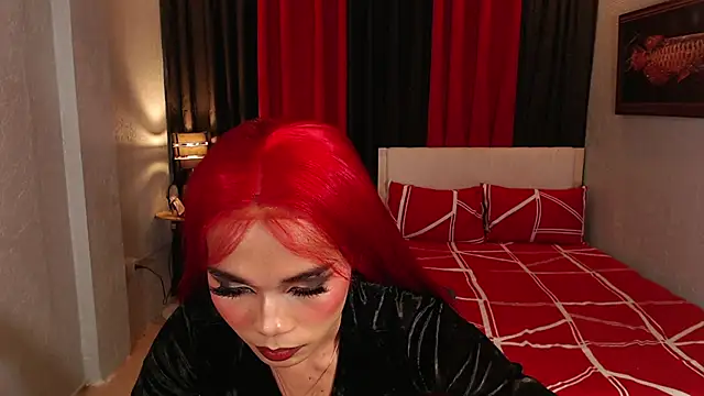 ChrissyMonroe live cam on StripChat