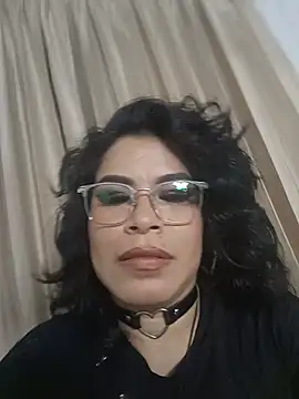 Aurorasanchez_elegant live cam on StripChat