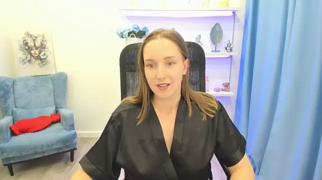 CaseyTerini live cam on StripChat