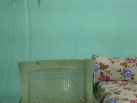 Indian_Horny_Wife live cam on StripChat