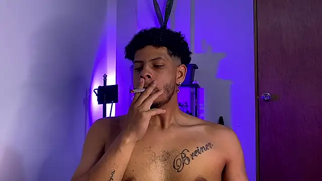 colt_addam live cam on StripChat
