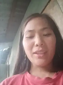 Lyssa-a live cam on StripChat