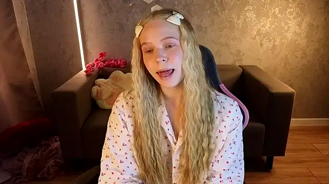 Sweet_Angelll live cam on StripChat
