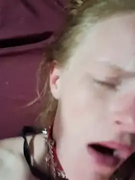 redslovestofuck (G young) - Spread fucked