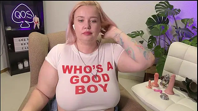 MargotGrey live cam on StripChat
