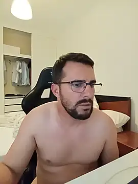 natancasad0 (Ask my age) - solto leite de gozada