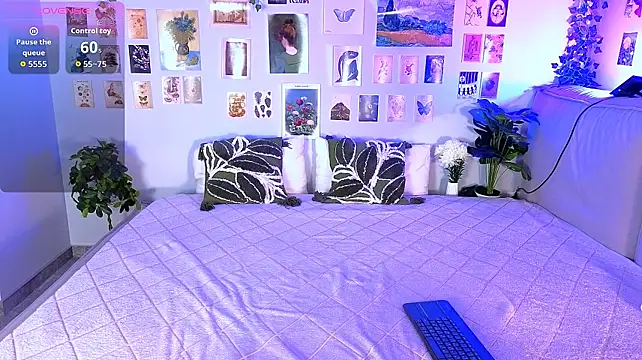 MiaBecky live cam on StripChat
