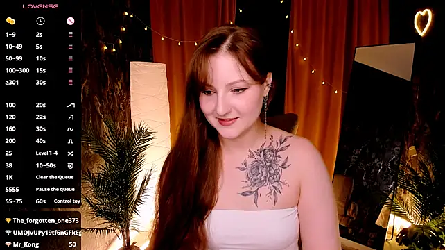 velvet_cherry_ live cam on StripChat