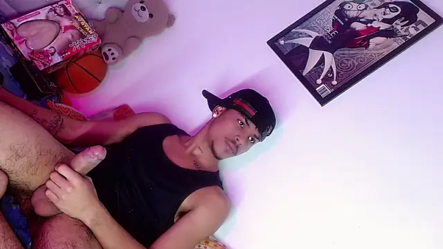 Angel_foxc13 live cam on StripChat