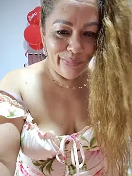 SluttyMilf79