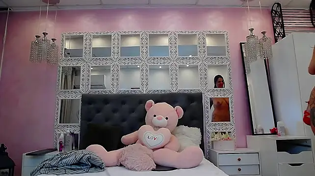 Kalyystra live cam on StripChat