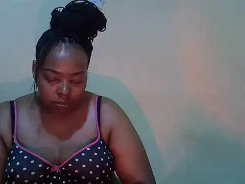 big_bootty96 live cam on StripChat
