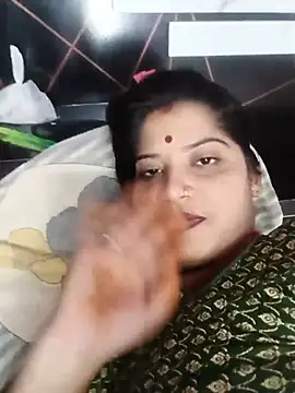Mohni_bhabiji live cam on StripChat