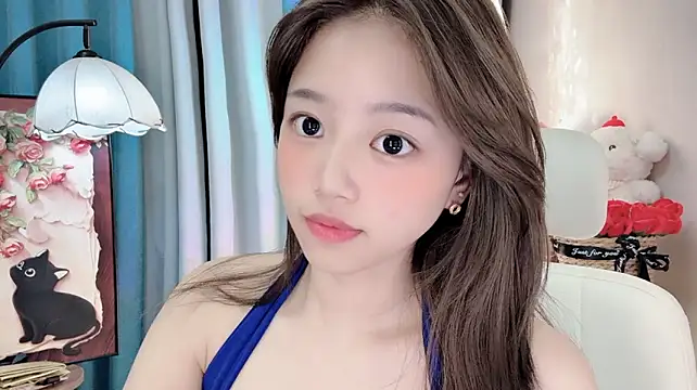 Xiaoxue689 live cam on StripChat