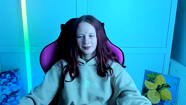 Skylar_spring live cam on StripChat