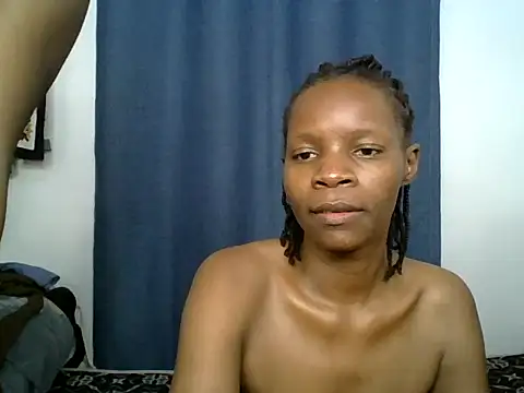 exoticglow live cam on StripChat