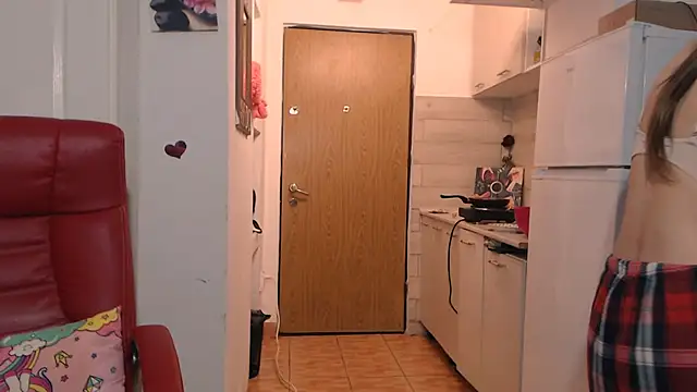 simyhvn live cam on StripChat