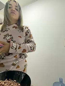 Sarita-candy live cam on StripChat