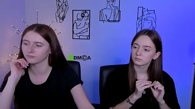 nekky_mouse live cam on StripChat