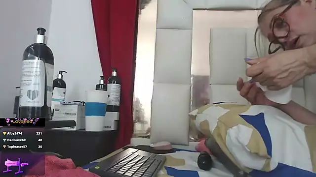 candyrojas live sex cam