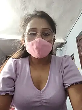 hot_laxmi2 live cam on StripChat