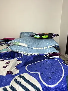 sandylau (F milf) - hello guys, naked + squirt