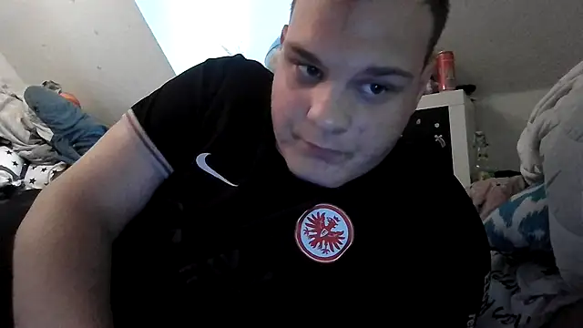 Nicolasjlhkjzl live cam on StripChat