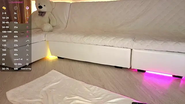 Ellijoys live sex cam
