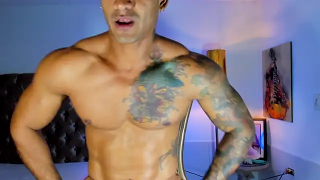 antonio__444 (Ask my age) - masturbation with pre-cum