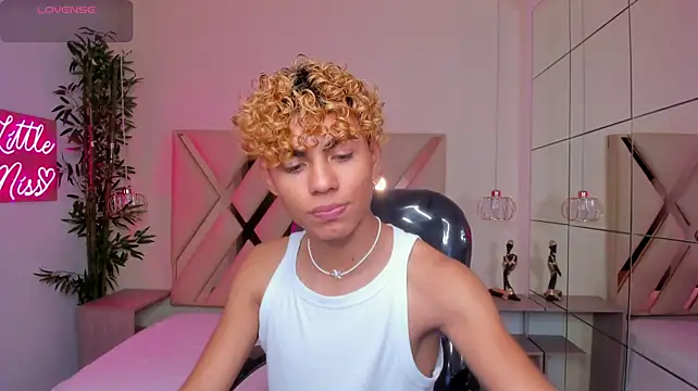 anyelo_twink (M twink) - Cum Show 🍆💦