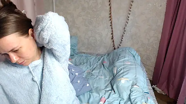 leila_bambi_ live cam on StripChat