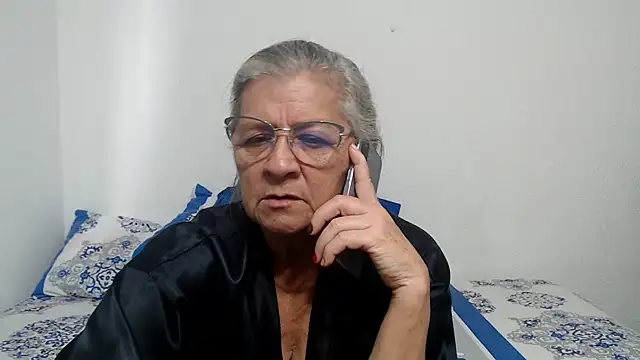 candy_mature_ live cam on StripChat
