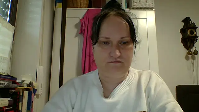 _squirty_cum_lady_ live cam on StripChat