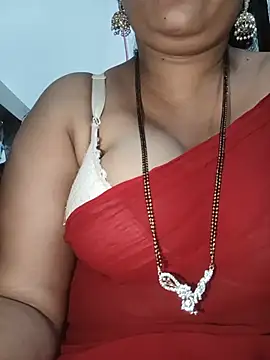 Nyra-23 live cam on StripChat